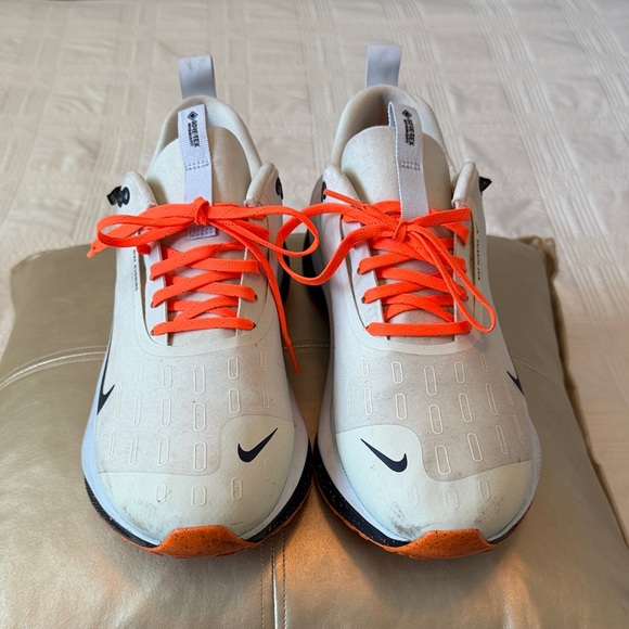 Nike Other - Nike Men’s White Sneakers with Neon Orange Laces